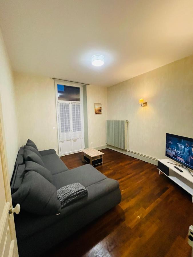Appartement Proche De La Ville Et Du Parc Du Truchet Saint-Claude Dış mekan fotoğraf